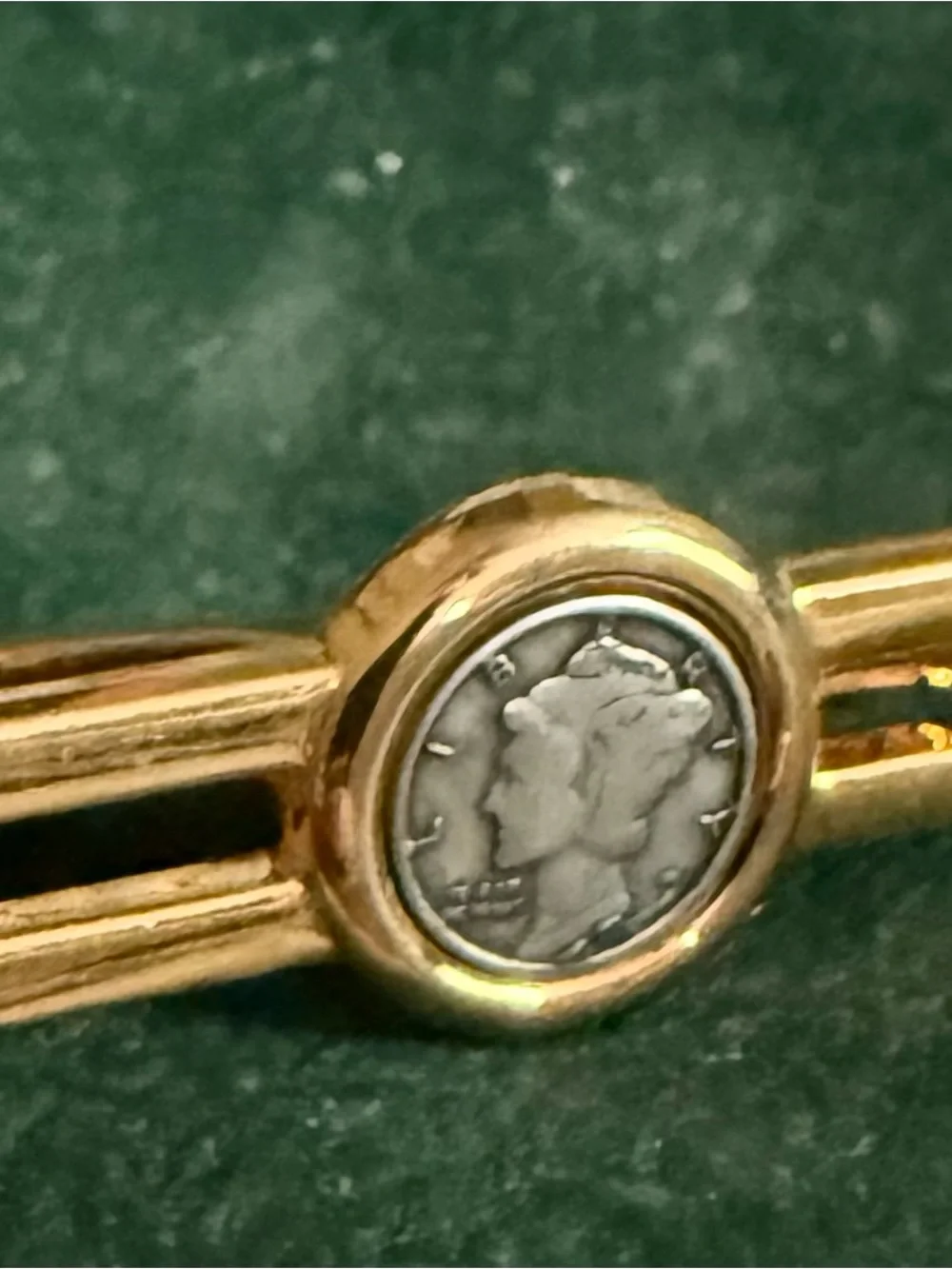Cuff links w/tie clip
